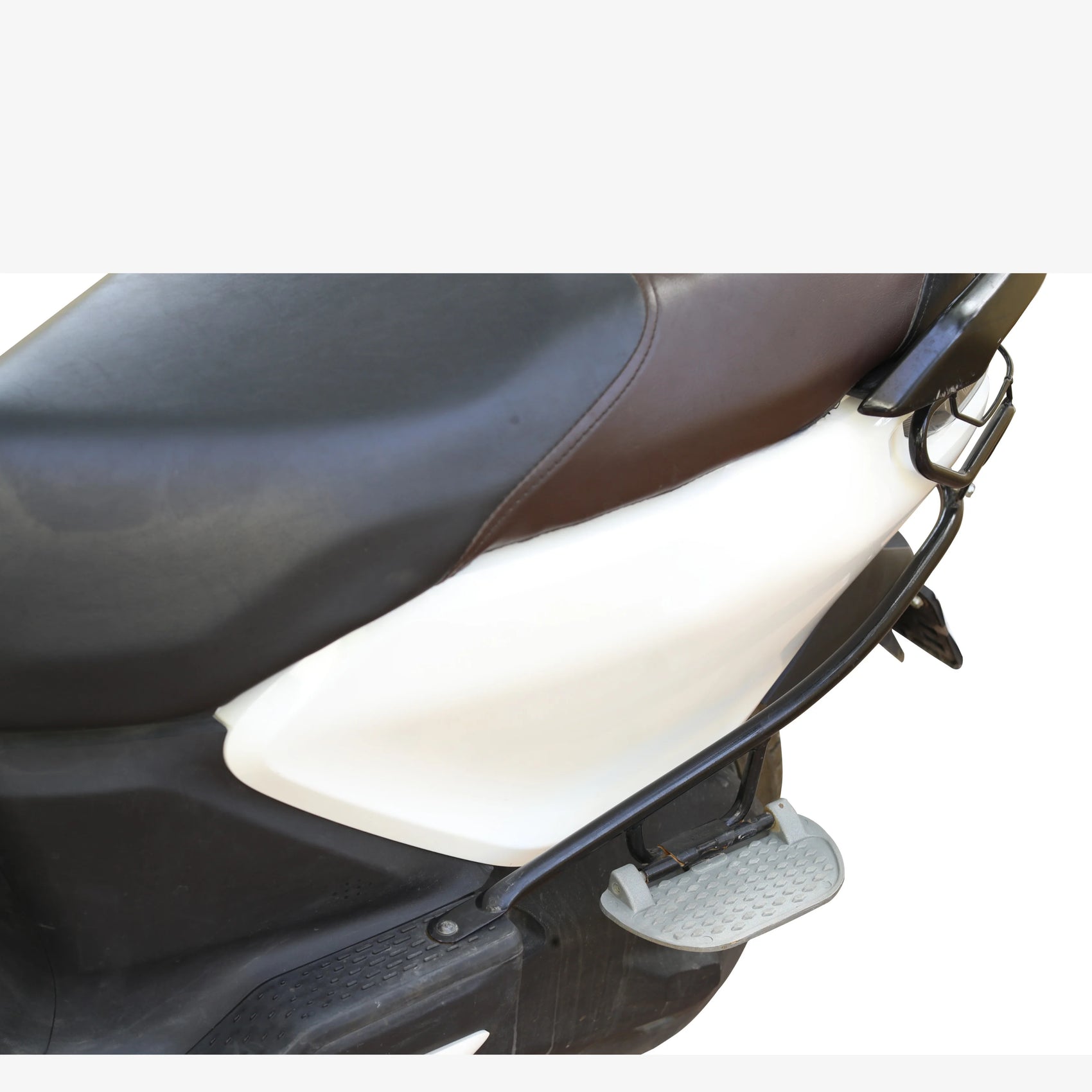 Ath RTZ EV Scooter – 4-in-1 Accessories Combo Kit (Foldable Footrest, 3D Floor Mats, Seat Cover & Screen Guard) Complete Protection | Premium Comfort | Stylish Upgrade