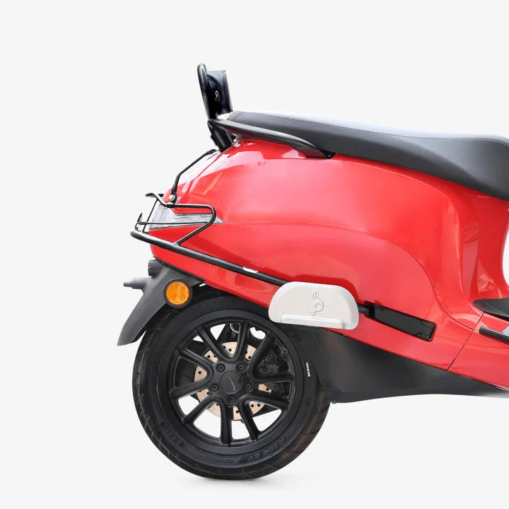 Ola S1 and S1 Pro Combo Accessories Kit 1: Foldable Footrest, Buddy Step & Backrest